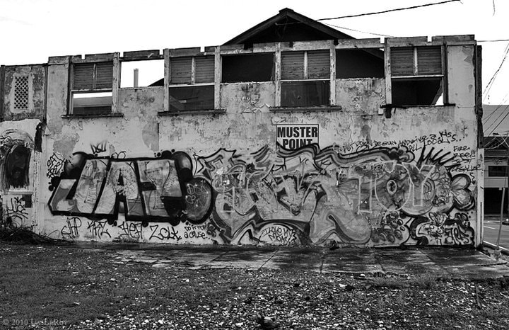 Grafitti, St. Vincent Street. 29 September 2010 Photo Jason LeRoy.jpg
